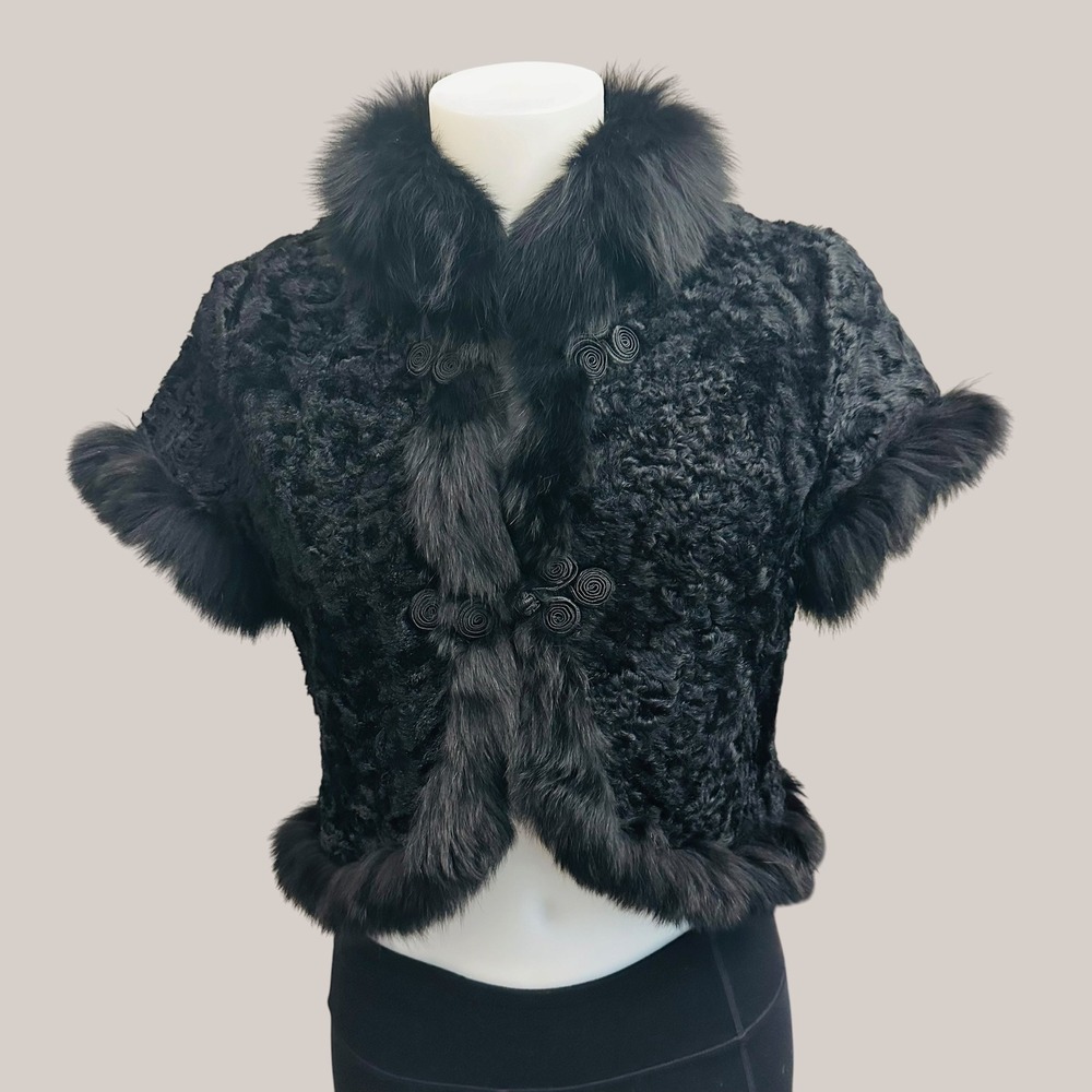 Adrienne Landau Black Fur Batwing Sleeve Bolero Size Medium Womens